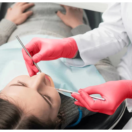 Luva Descartável Colorida UniGloves – Látex com Pó – Kit Econômico 10/20/40 un – Profissional