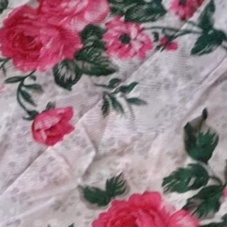 3 kl de Retalhos p Tapetes BICÃO +6 Base 60x40 em Oferta na Shopee