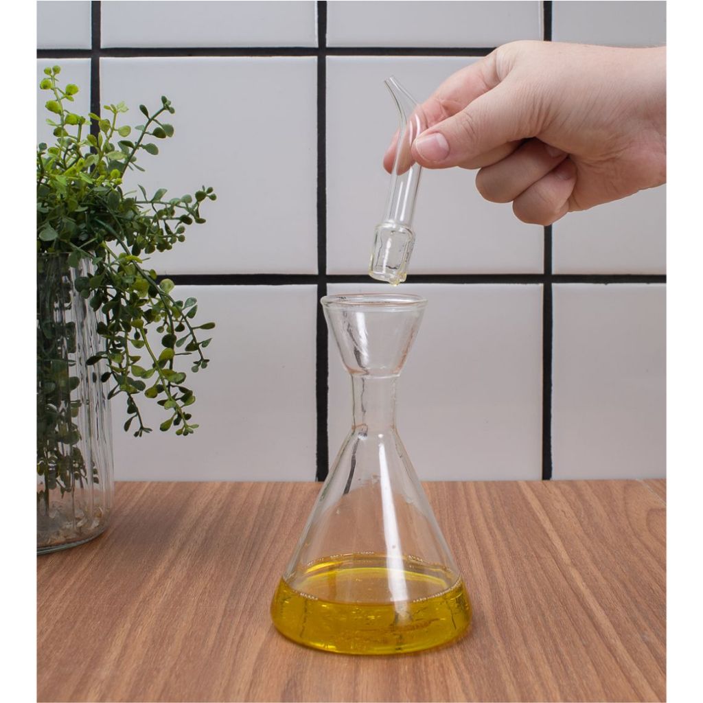 Galheteiro triangular de vidro borossilicato  - Porta Azeite 250 ml - Oikos - Vidro de azeite