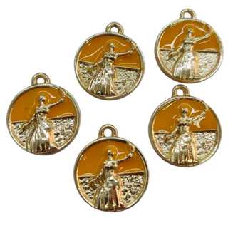 Pingente Medalha Dourada Oxum - 1 Unidade em Oferta na Shopee