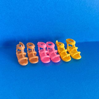 Kit 3 Pares de Sandalias para Boneca  em Cores Diferentes Acessórios pra Boneca em Oferta na Shopee