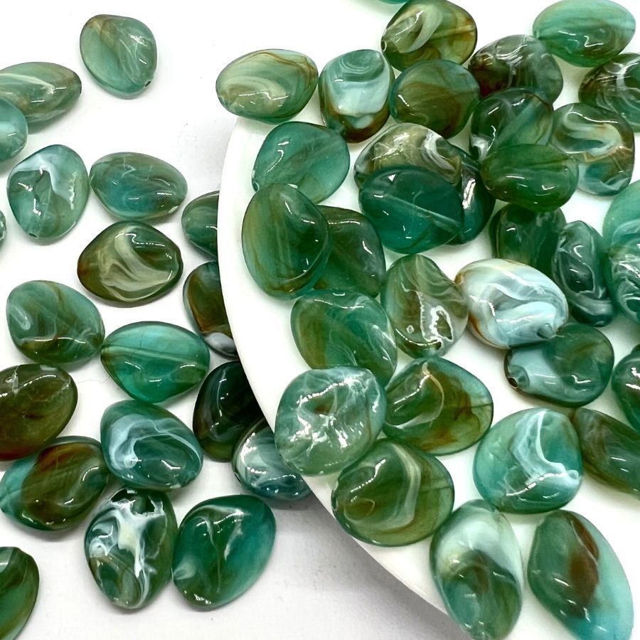 Conta Resina Oval Irregular P/Artesanato em Oferta na Shopee