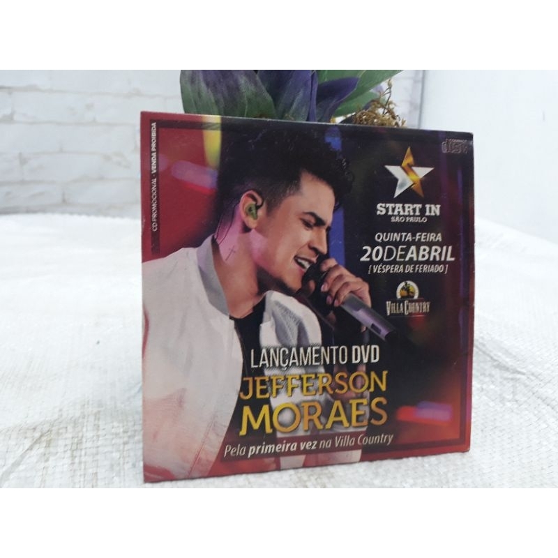 Cd de musica Jefferson Morais ao vivo.