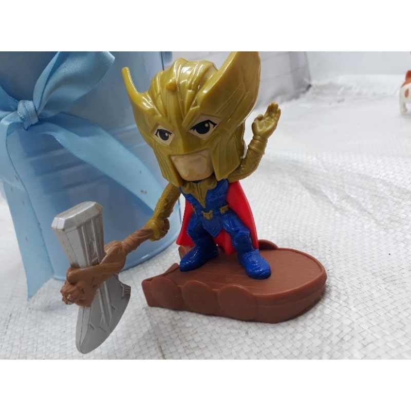 Boneco coleção mc Donald's Thor Marvel ( usado)