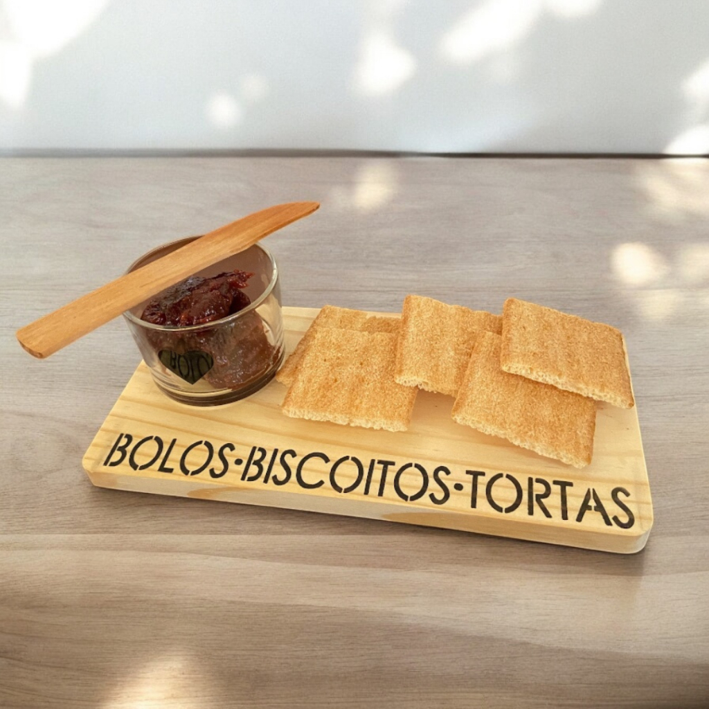 Tábua em Madeira Pinus para Bolos, Biscoitos- Mesa Posta - Tábua de Cozinha