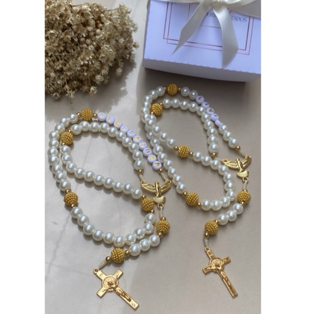 TERÇO PERSONALIZADO COM CAIXA DE PRESENTE ESPIRITO SANTO CRISMA, BATIZADO LEMBRANCINHA PADRINHOS BATISMO