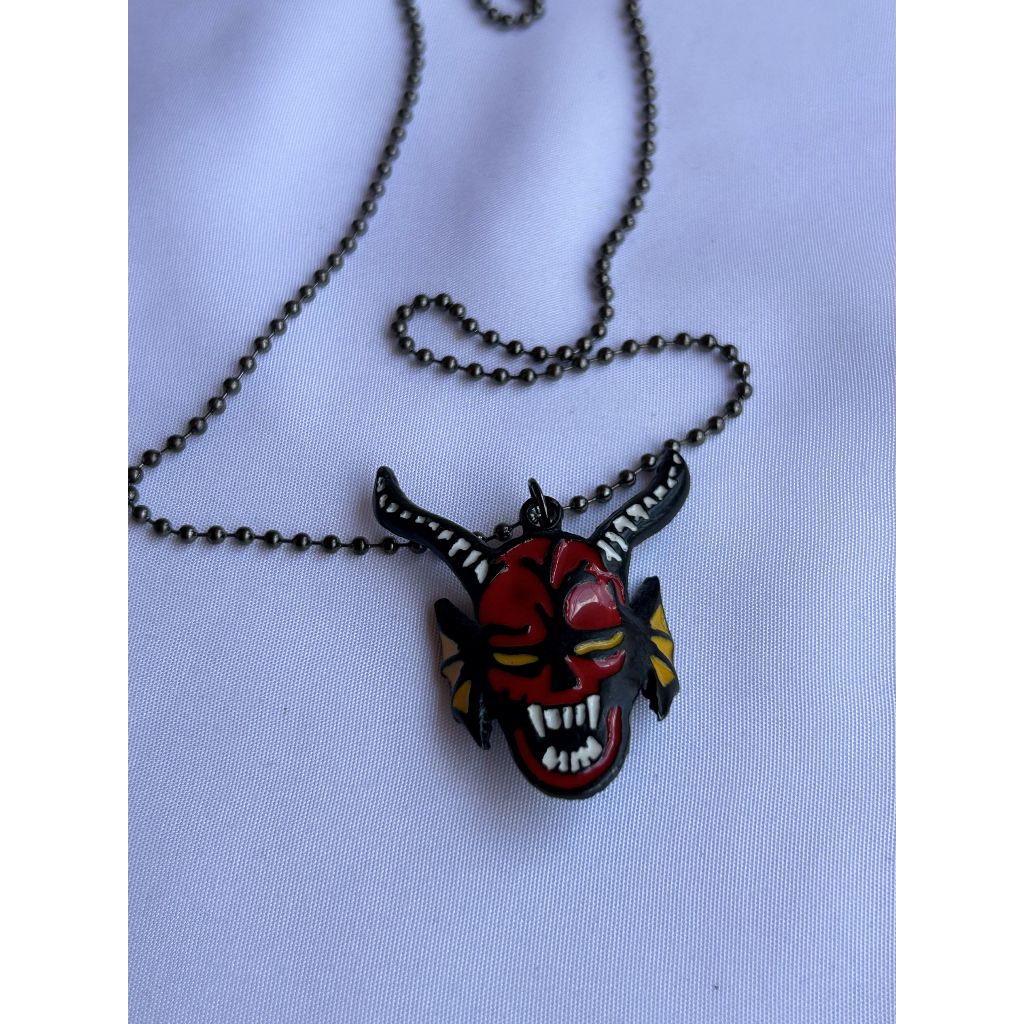 Colar Hellfire Club Stranger Things em Oferta na Shopee