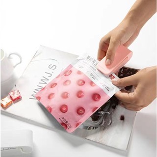 Mini Máquina Portátil Seladora Plástico Pilha Para Cozinha em Oferta na Shopee
