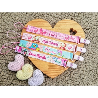 Prendedor de chupeta  menina  / Susi Baby em Oferta na Shopee