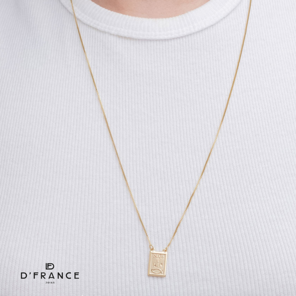 Escapulário Feminino Deus é Fiel Banhado a ouro 18K- D France Semijóias