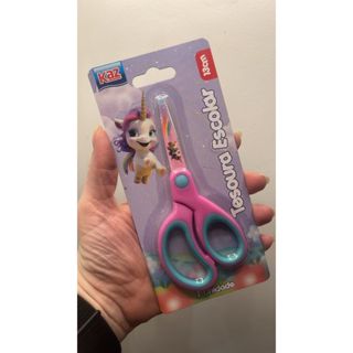 Tesoura Escolar Fofa Unicórnio Ponta Arredondada 13cm KZ7732 KAZ em Oferta na Shopee