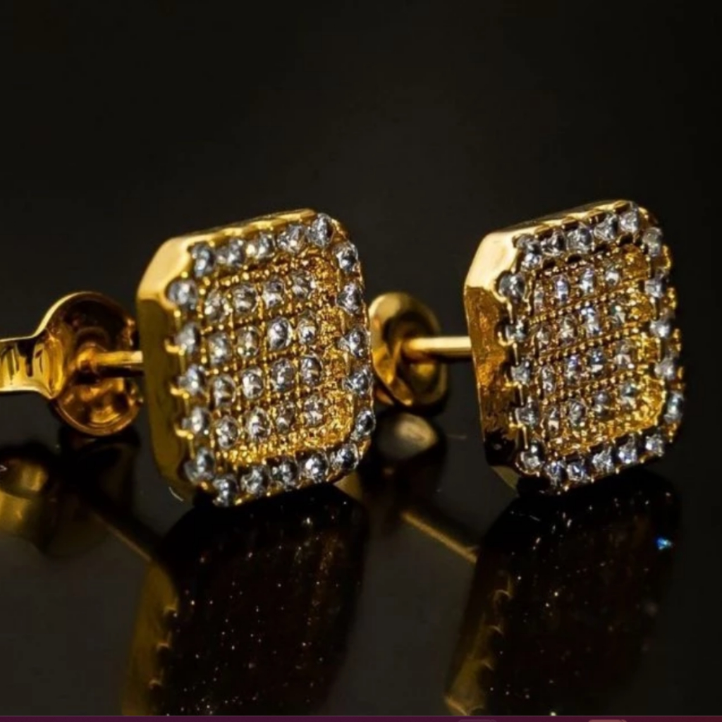 Brinco Masculino Quadrado Cravejado Zircônias Dourado