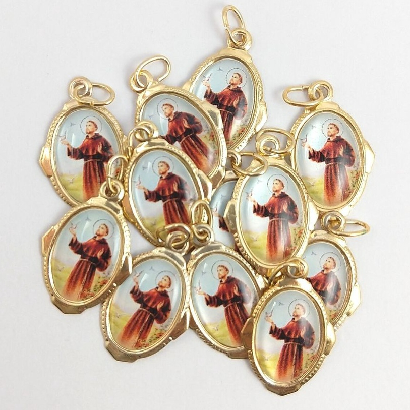 50 Unidades Medalhinha São Francisco de Assis em Oferta na Shopee