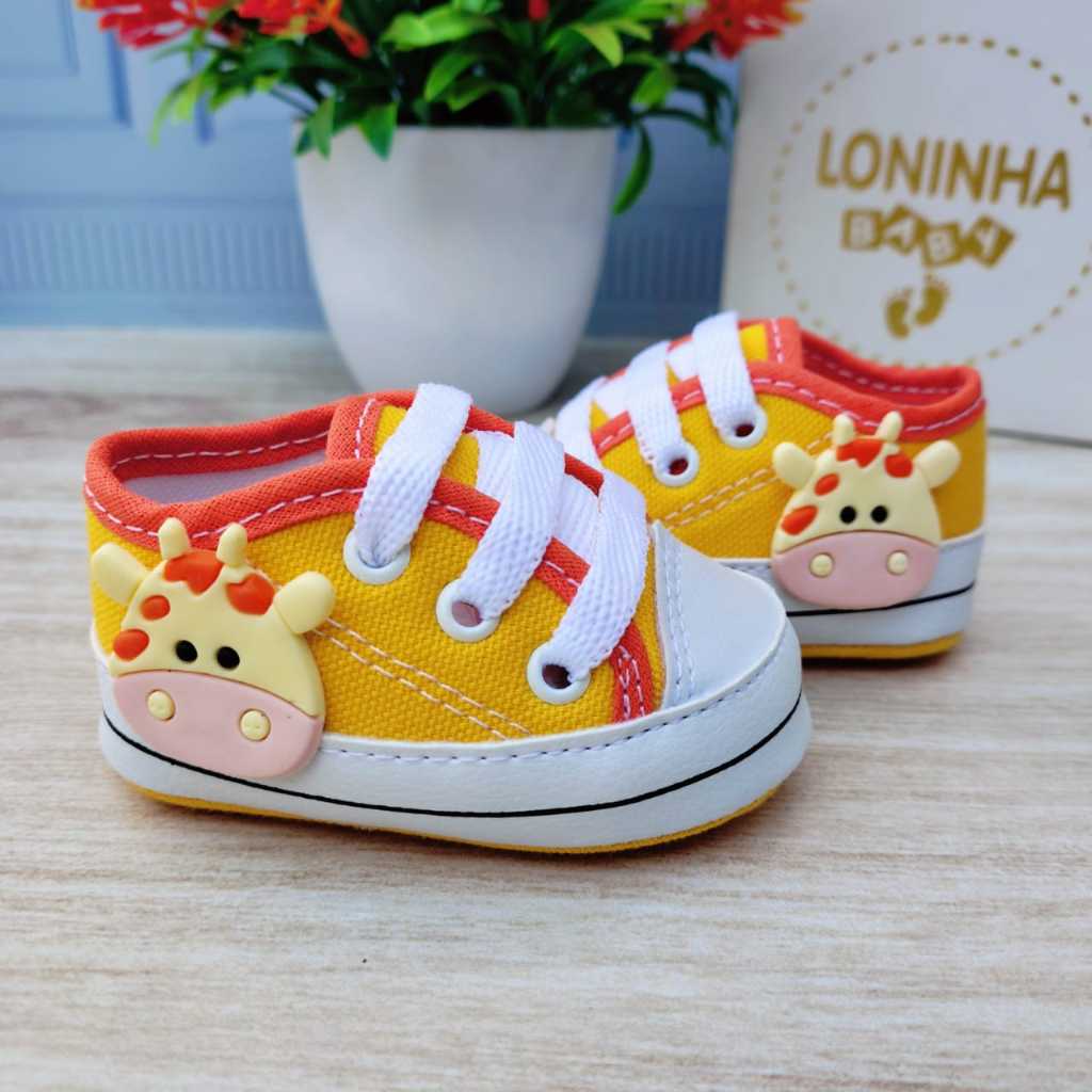 Sapatinho de Bebê recém-nascido Tênis Amarelo viés Laranja enfeite de Girafinha em Oferta na Shopee