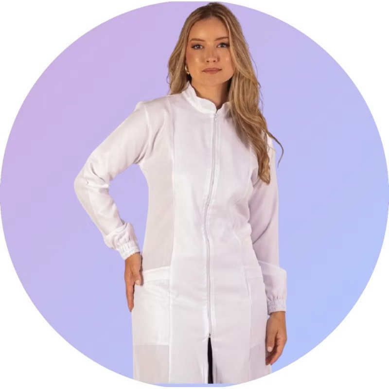 Jaleco Feminino Acinturado zíper cores preto branco e azul marinho.