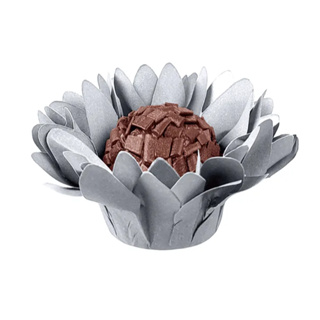 50 Forminhas Para Doces Prata Prateado Lady em Oferta na Shopee