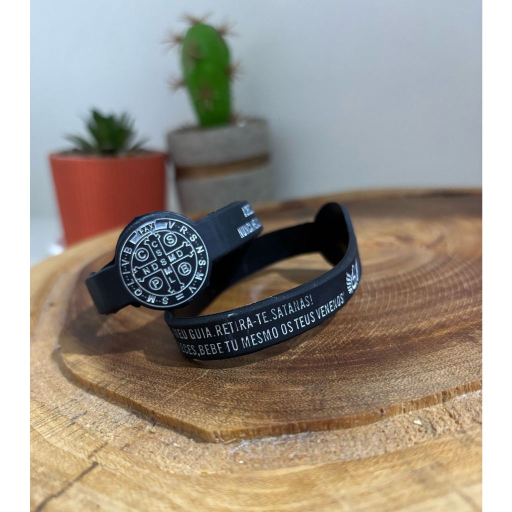 Pulseira Silicone Medalha de São Bento Preta