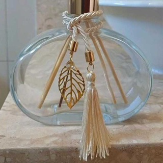 Pingente Decorativo Cordão com Flor perolado e ou folha, enfeites de aromatizadores, sabonetes e difusores em Oferta na Shopee