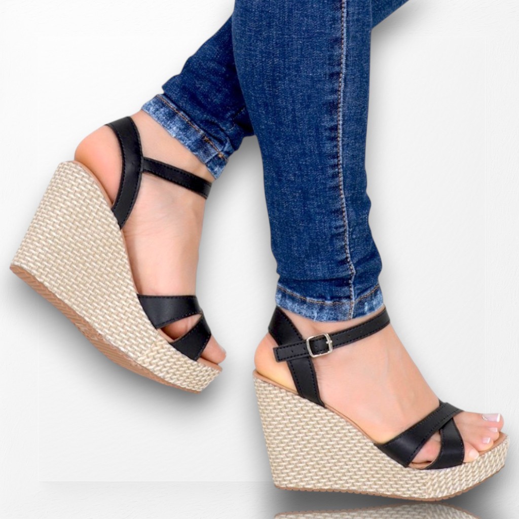 Sandália Anabela Plataforma Feminina Salto Alto Calçado Confortável e Estilosa para Looks Modernos