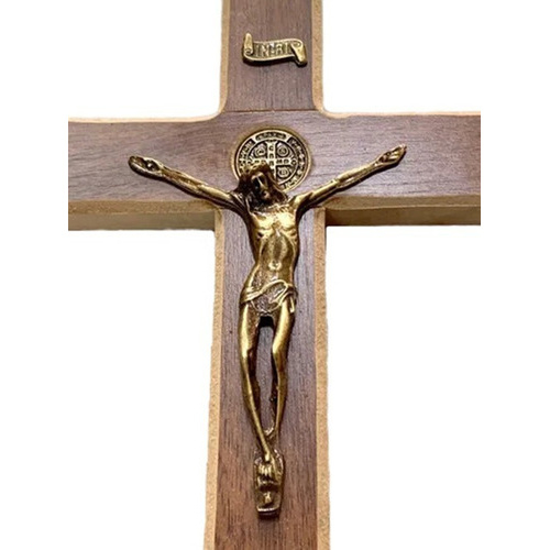 Crucifixo De Madeira Parede Metal Medalha São Bento 23cm
