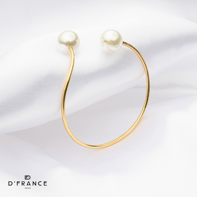 Bracelete Com Perólas Regulável Banhado a Ouro 18K - D France Semijóias