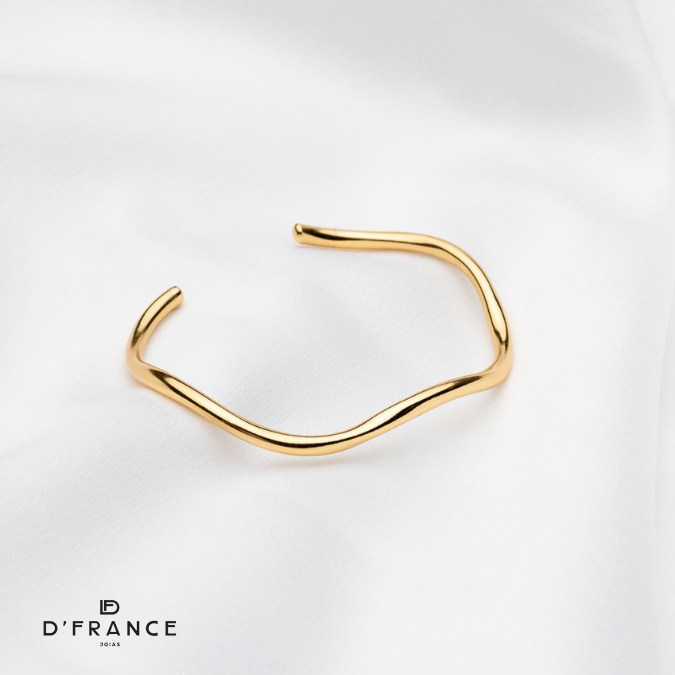 Bracelete Ondas Regulável Banhado a ouro 18K - D France Semijóias em Oferta na Shopee