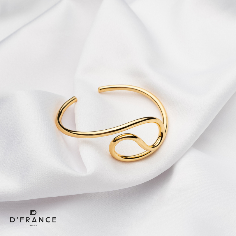Bracelete Em Formato S Ajustável Banhado a Ouro 18K - D France Semijóias