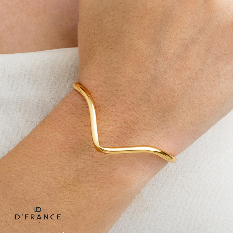Bracelete Dourado Geométrico Regulável Banhado a Ouro 18K - D France Semijóias