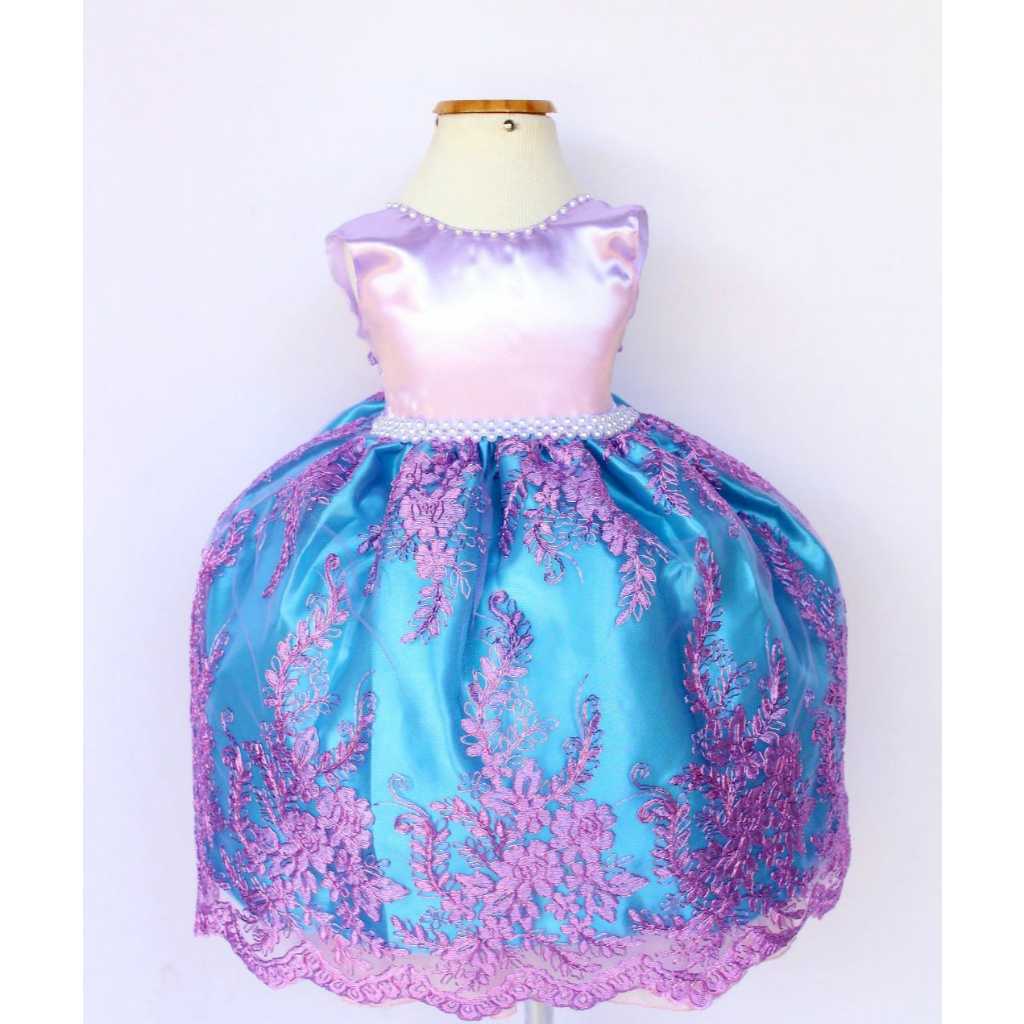 Vestido Festa Luxo Sereia Lilas Fundo do Mar com Tiara.