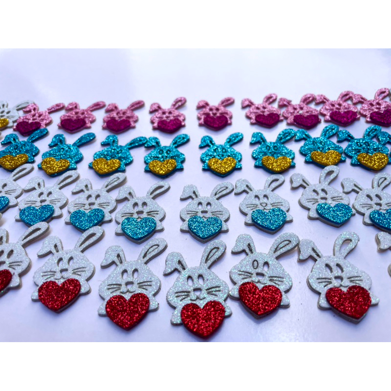 Kit 50 Adesivos Pet Páscoa - SUPER PREMIUM - Coelho Abraçando Coração