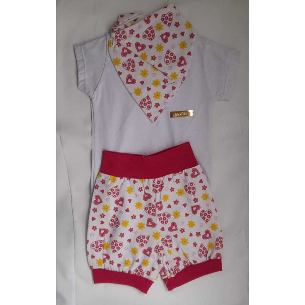 Conjunto Infantil Feminino  - Duas Peças: Shorts + Camiseta - Tamanho 3 a 6 meses