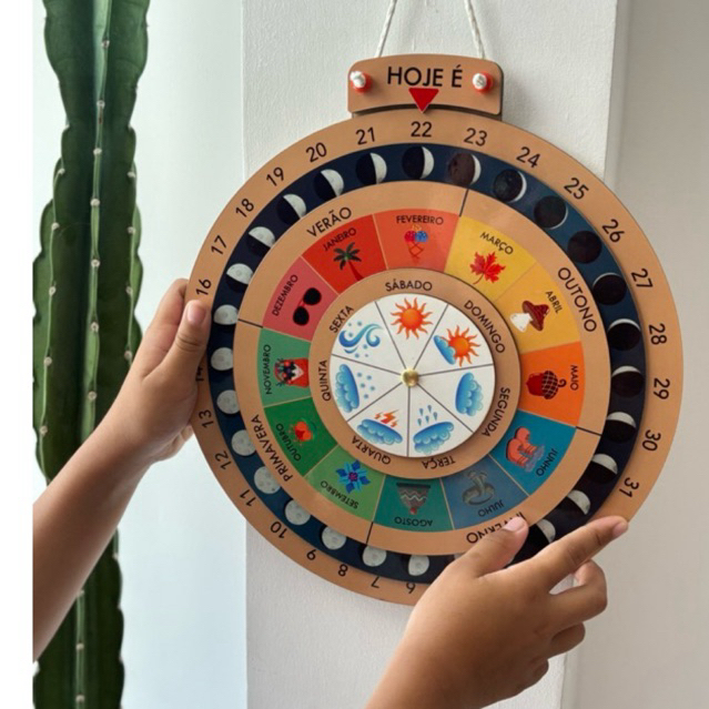Calendário Montessori Redondo Infantil Educativo em Oferta na Shopee