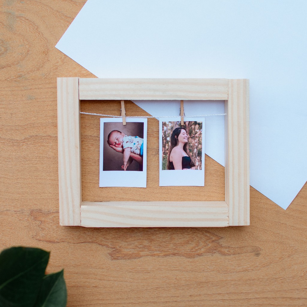 Porta Retrato Varal -  Incluso 4 Mini Fotos Retrô Impressas Presente Dia Das Mães