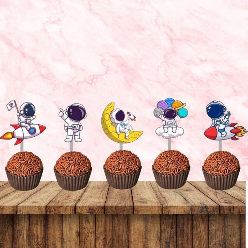kit 100 Apliques tags para docinhos topper astronauta em Oferta na Shopee