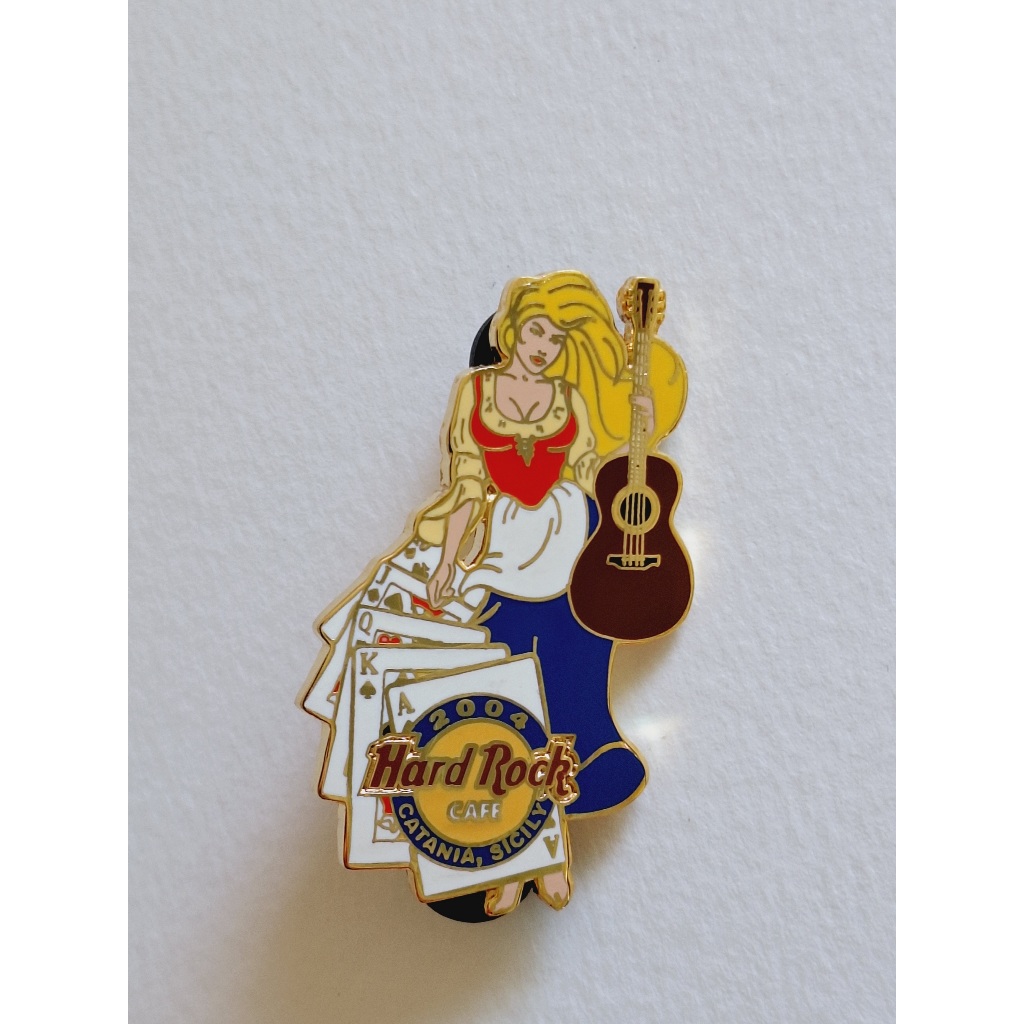 Pin / Broche - Hard Rock Cafe - Catania - Blonde Girl with Guitar & Cards
