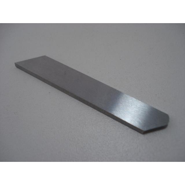 Faca Inferior Refiladeira Jack K6 - Máquina de Costura