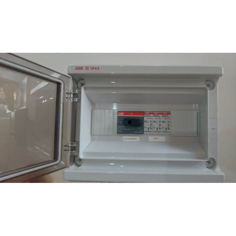 String box abb aldo solar 1slm300101a0790bra quadro 2 entradas 1 saida 1000v
