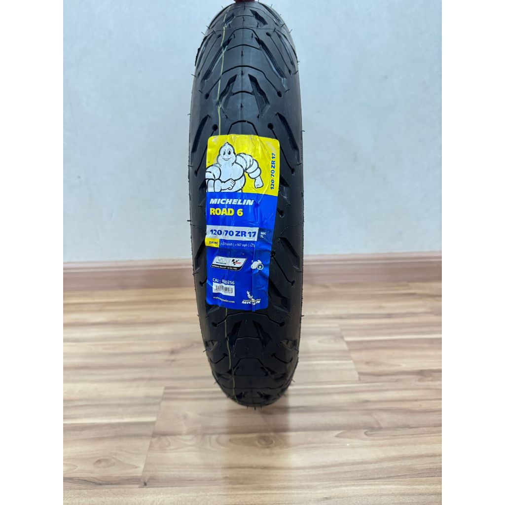 Pneu 120/70-17 Michelin Pilot Road 6 - Dianteiro - CBR1000/CB1000/CBR600/HORNET/XJ6/CB500F/X/R- Novo