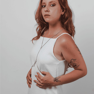 Body Chain Feminino Minimalista  Pingente de Spike Leve Correntes Finas Estilo Alternativo Off
