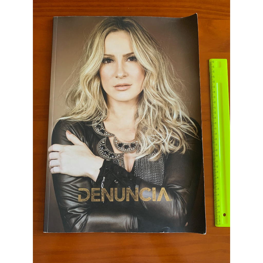 revista - CLÁUDIA LEITTE