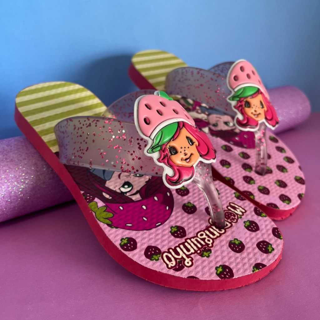 Chinelo de dedo Feminino Infantil moranguinho, unicornio, ariel, sky, princesas, frozen, hello kitty em Oferta na Shopee