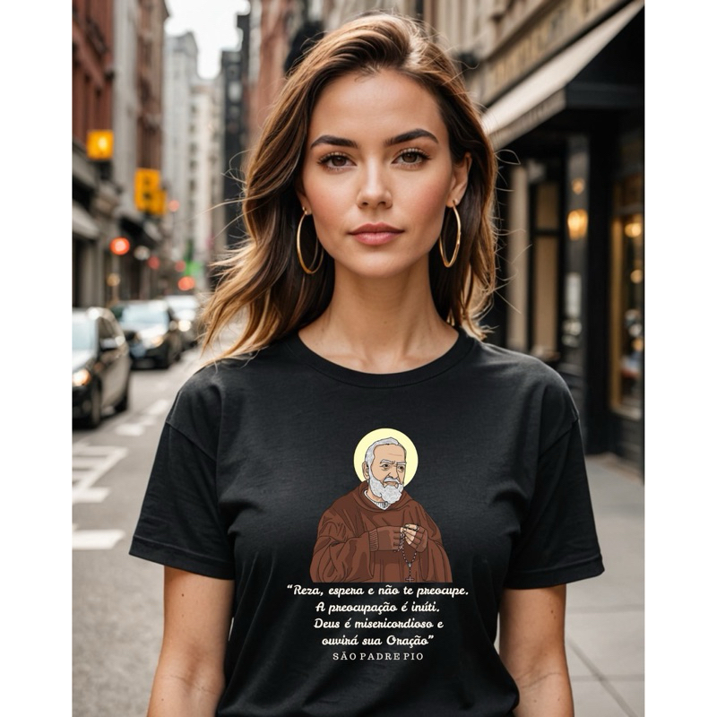 Camiseta Unissex Algodão T-shirt Católica São Padre Pio - Reza e Espera - Infantil Adulto e Plus Size