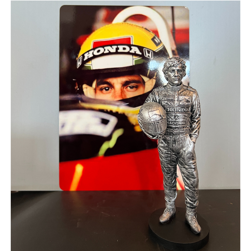Ayrton Senna + Placa Metal 20x28 + Fita Dupla Face Estátua Colecionável Resina 19cm