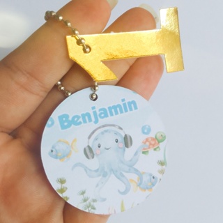 Tag para Personalizados com correntinha e número em lamicote Fundo do Mar Azul em Oferta na Shopee