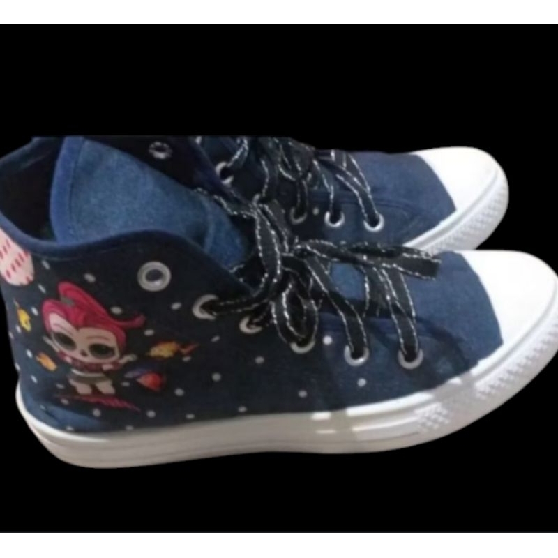 kit 4 peças tênis infantil da bonequinha lol cano longo número 33+ saia da lol rosa +blusa lol + boné da lol rosa