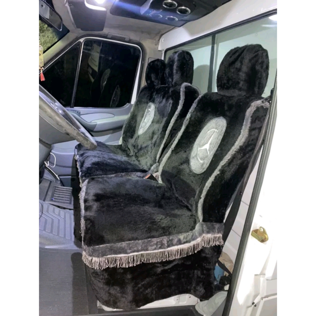 KIT CAPA BANCO MOTORISTA\ CARONA + CORTINA TRASEIRA MB 1113 LOGO PELUCIA.