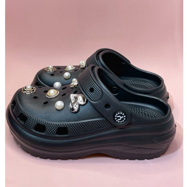 Babuche Feminino Plataforma 5cm com Acessórios Pins Botons