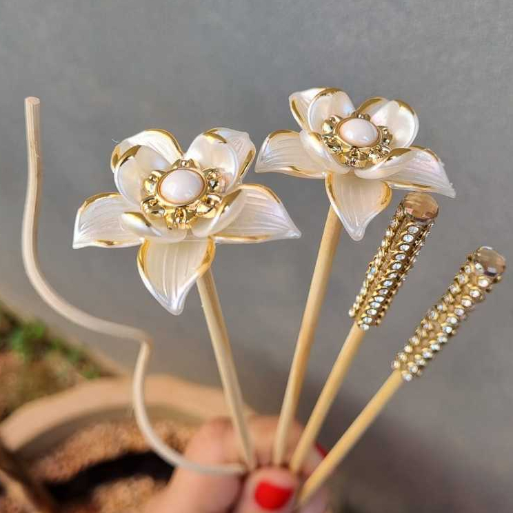 KIT com 05 varetas decoradas difusor lavabo dourado ou cinza luxo