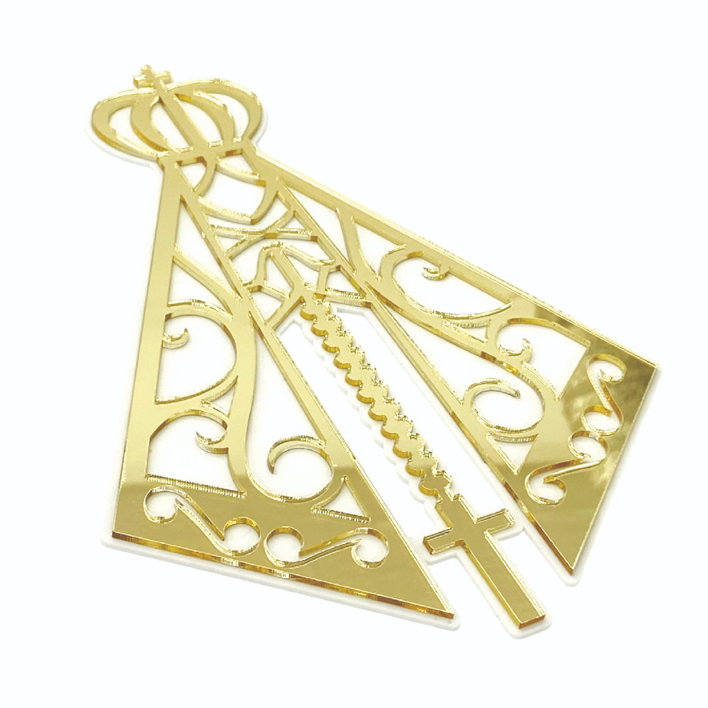 Quadro Enfeite Decorativo em Acrílico Nossa Senhora Aparecida com terço Dourado Com Fundo Branco