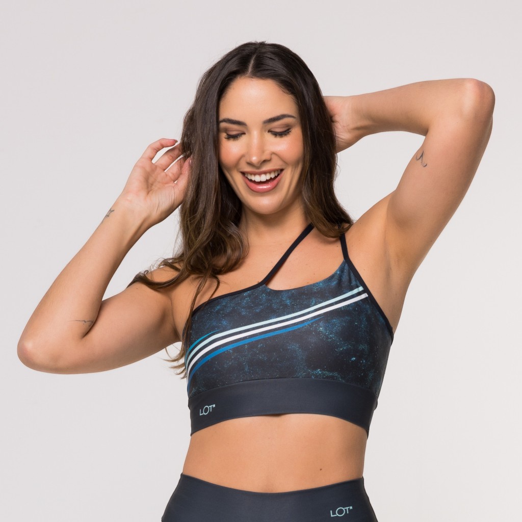 Top Universe Feminino Fitness Musculação Academia Lot Fitness